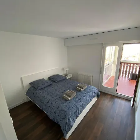 T3 Terrasse Vue En Centre Apartment Hendaye
